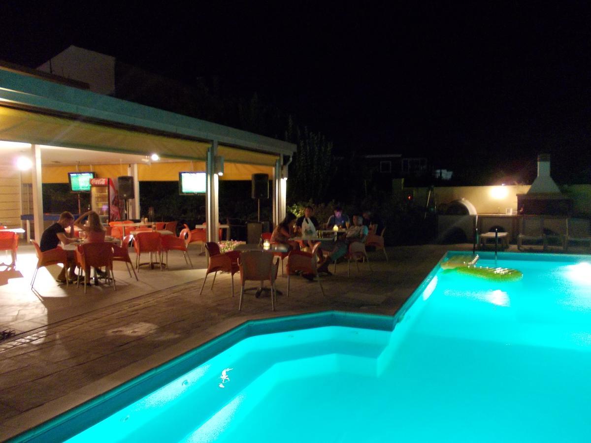 Kavos Central Gardens Apart otel Dış mekan fotoğraf